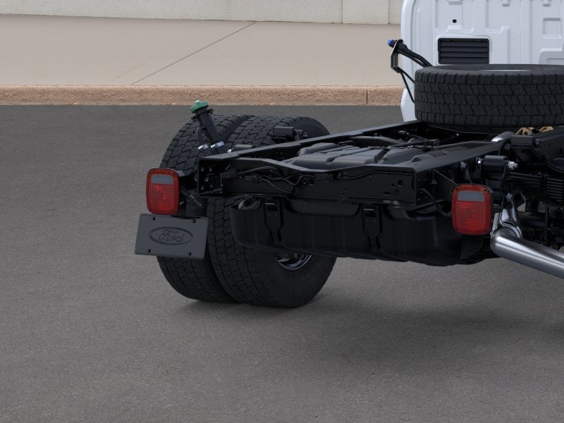 2026 Ford Super Duty F-450 DRW LARIAT