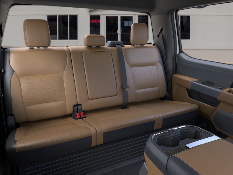 2026 Ford Super Duty F-350 DRW LARIAT