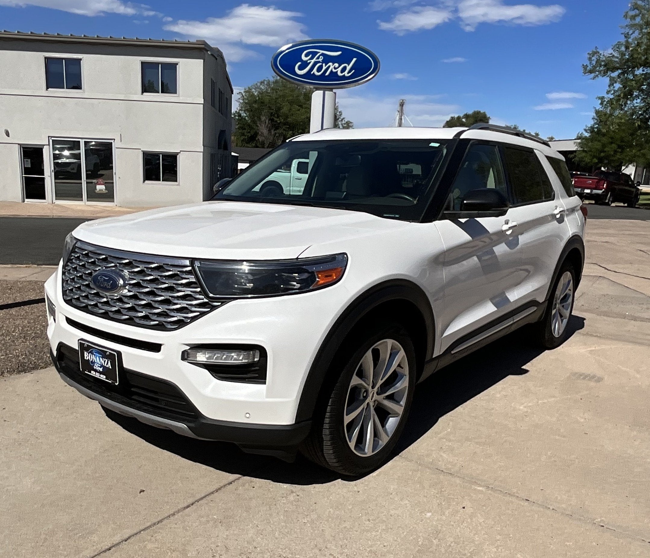 2023 Ford Explorer Platinum