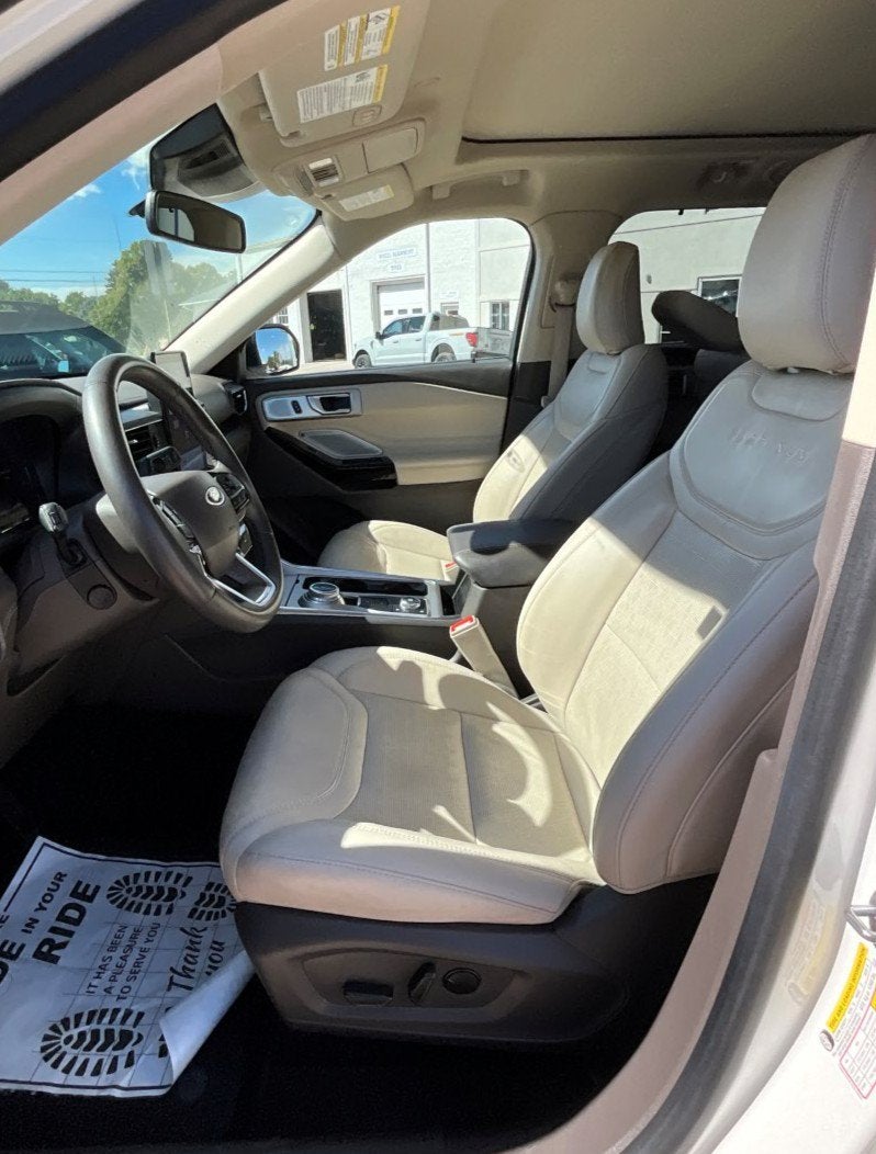 2023 Ford Explorer Platinum