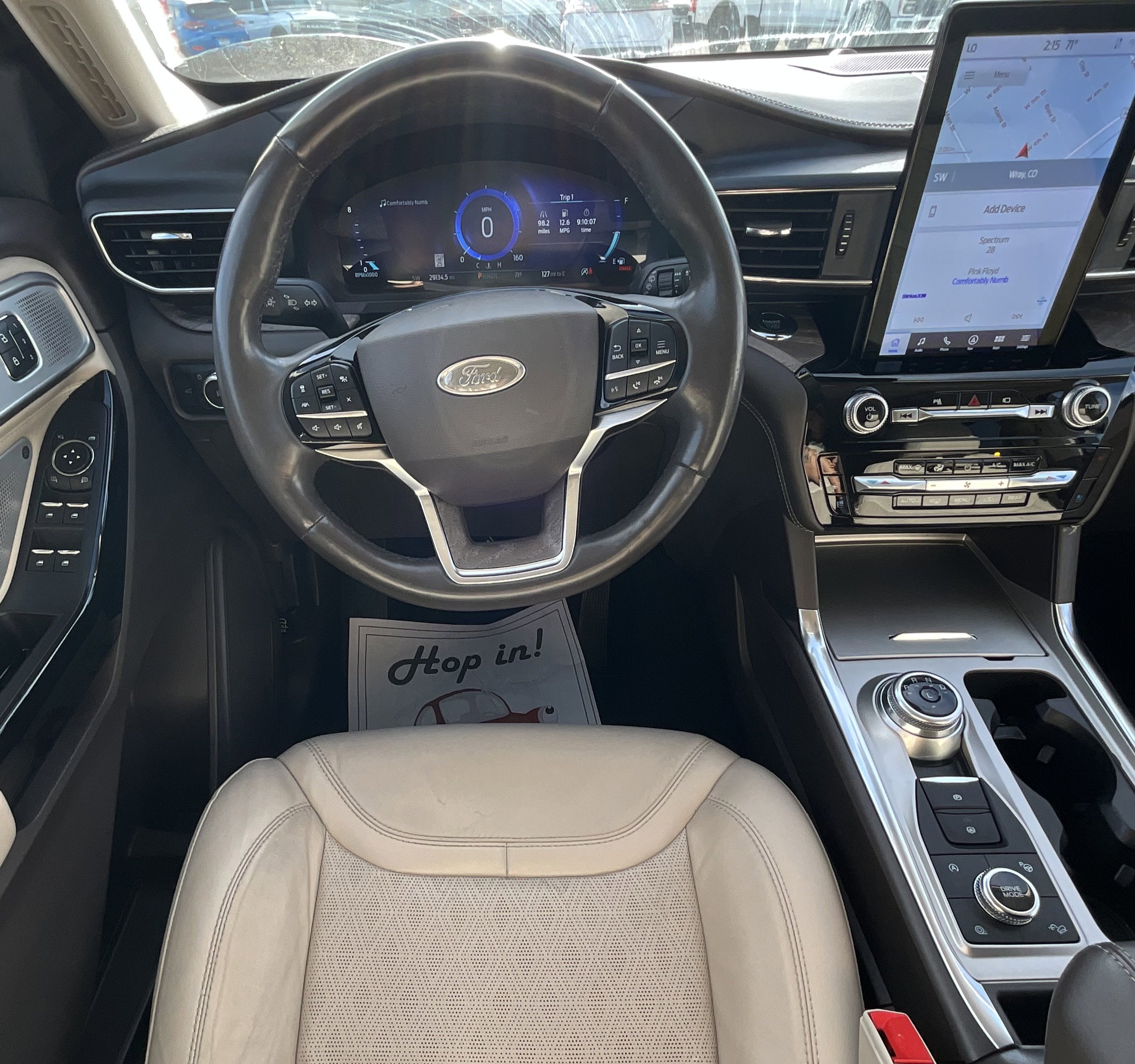 2022 Ford Explorer Platinum