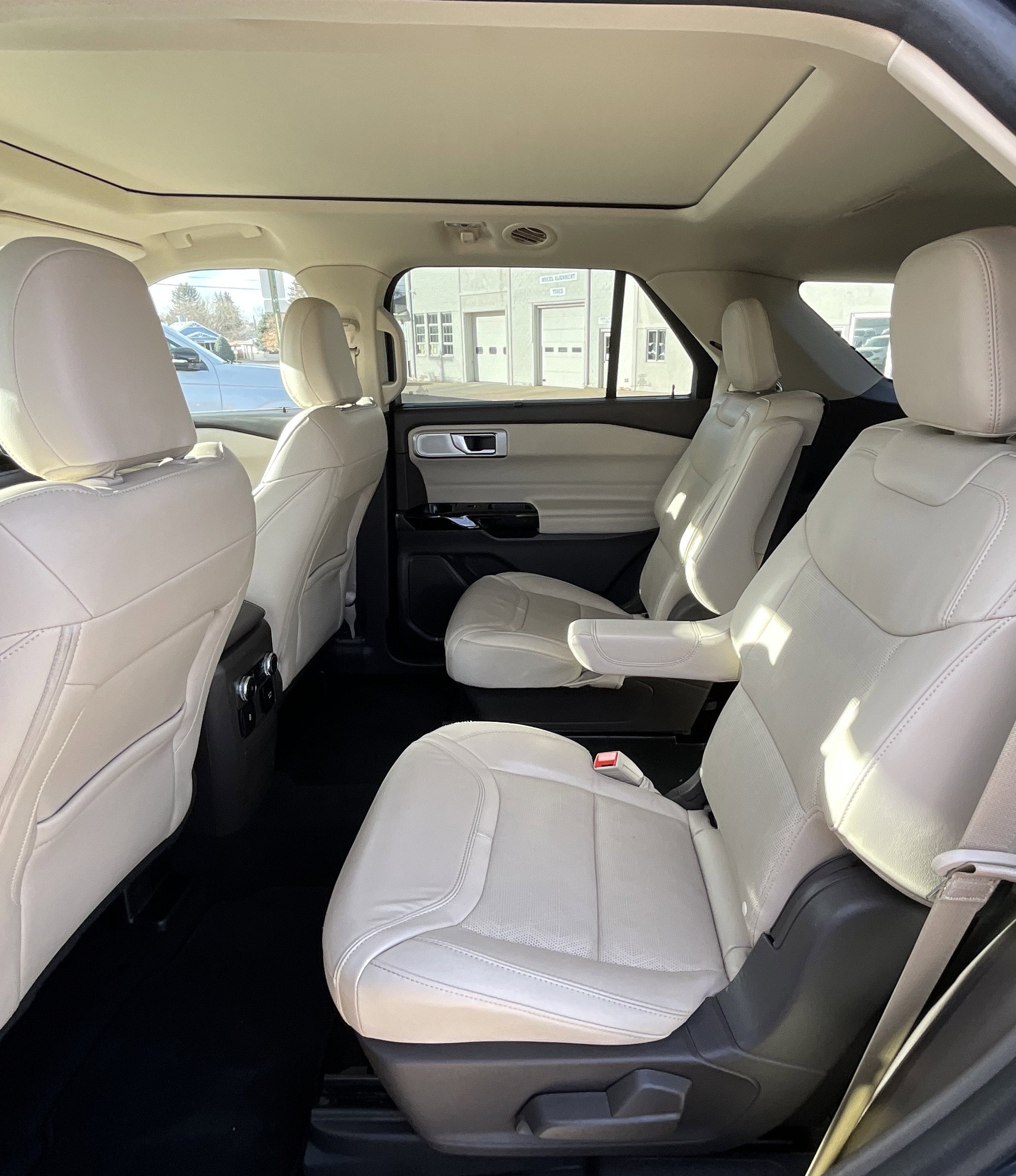 2022 Ford Explorer Platinum