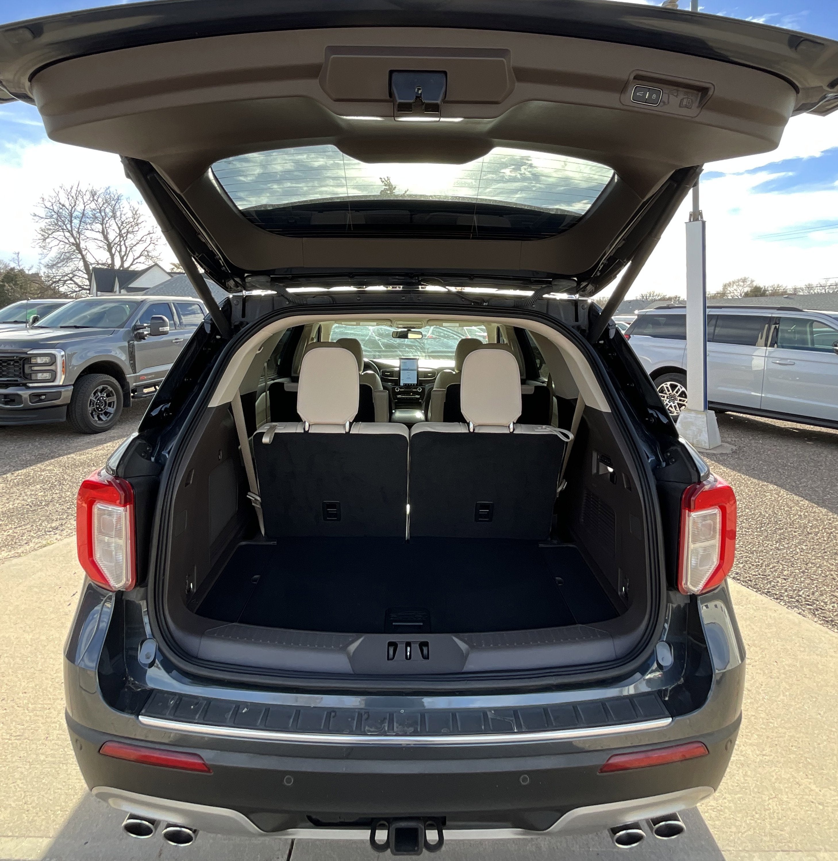 2022 Ford Explorer Platinum