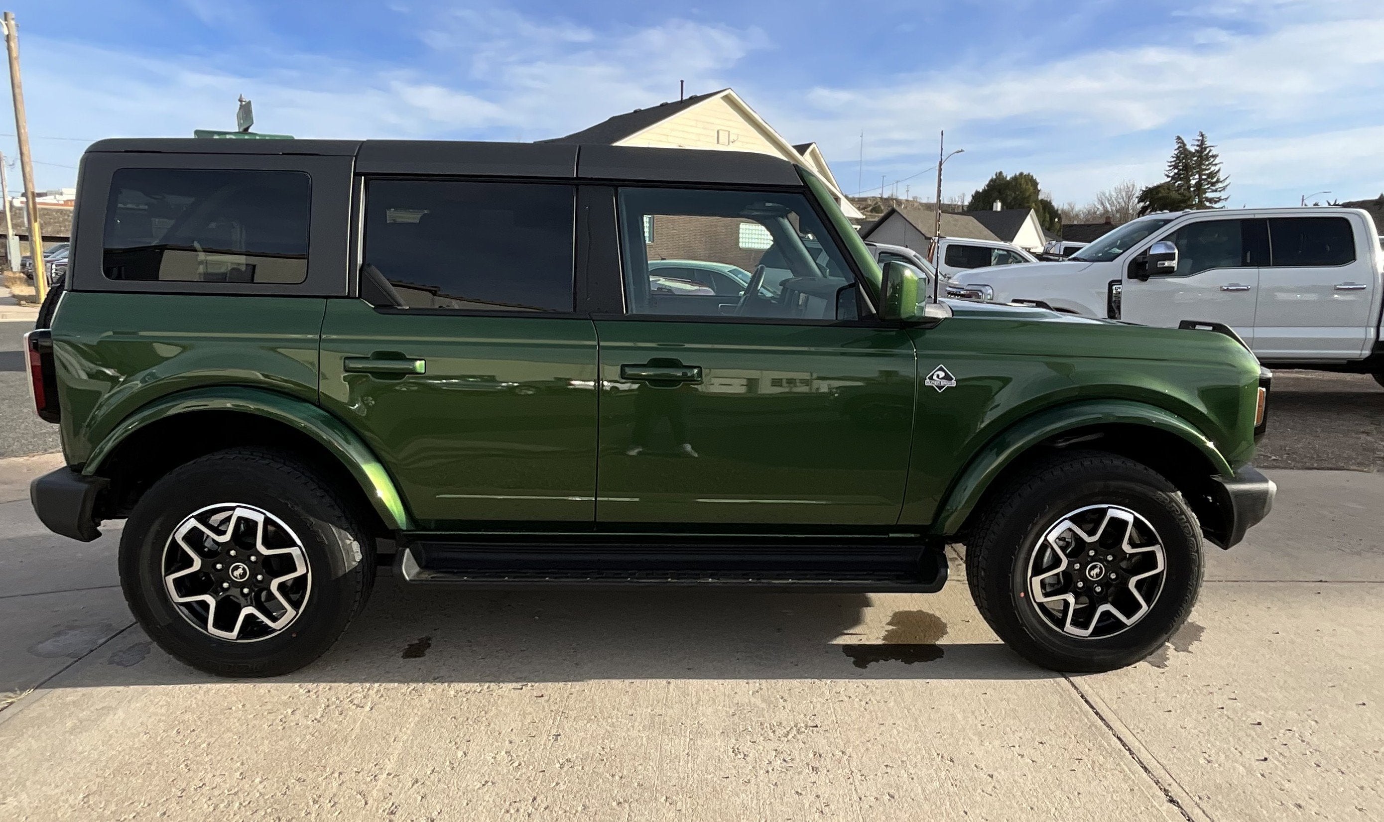 2025 Ford Bronco Outer Banks