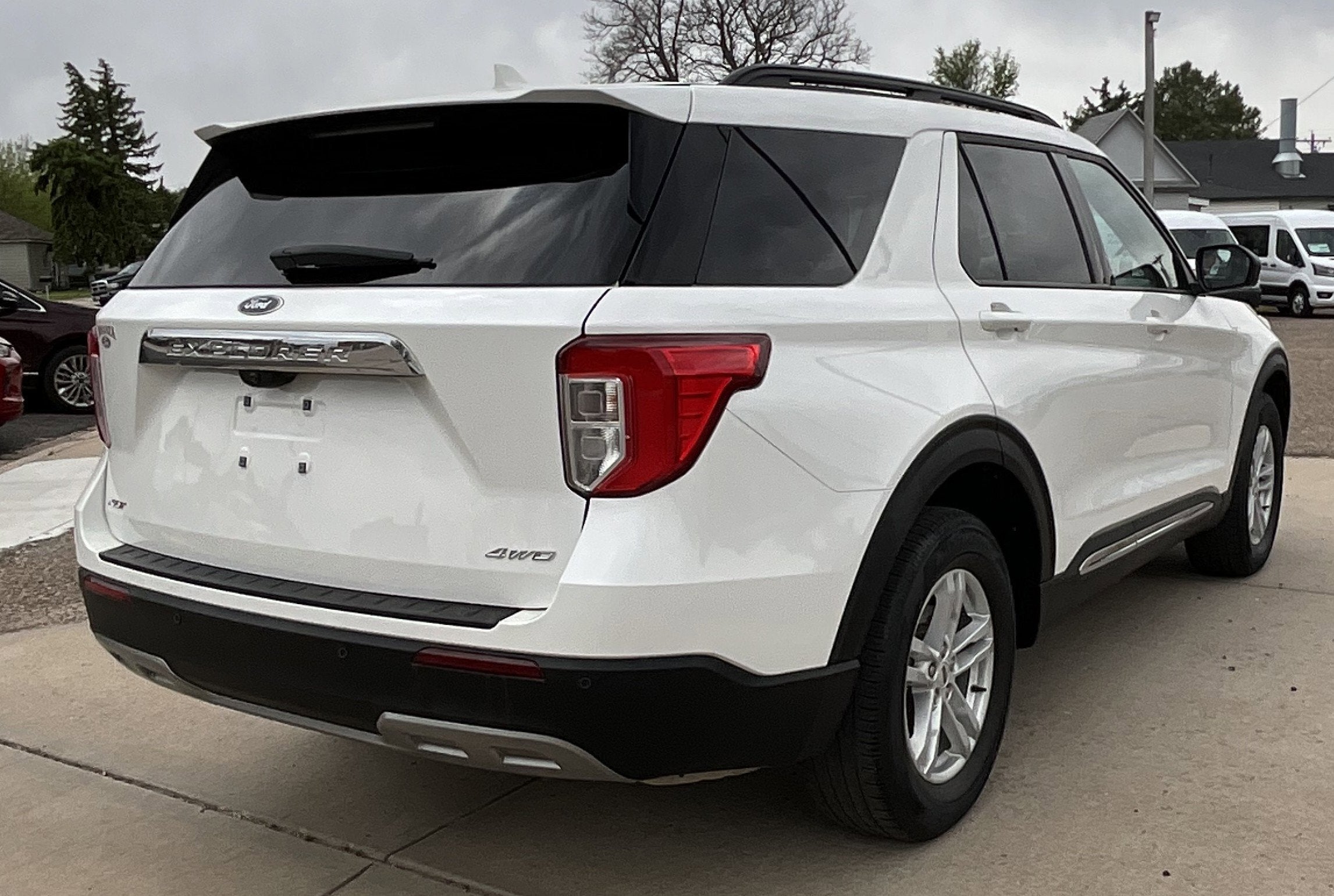 2024 Ford Explorer XLT