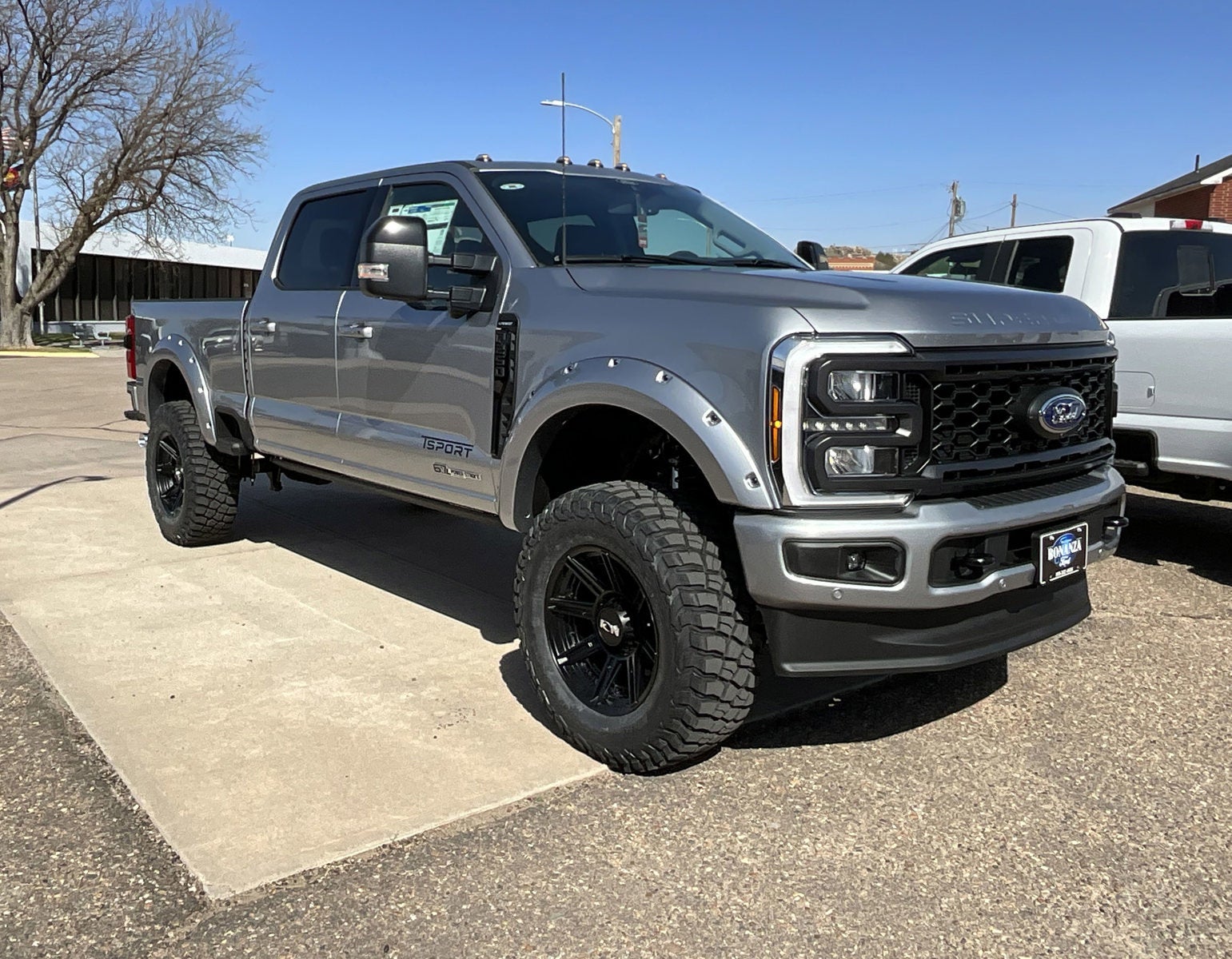 2024 Ford Super Duty F-250 SRW LARIAT