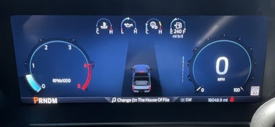 2025 Ford Super Duty F-350 SRW Platinum