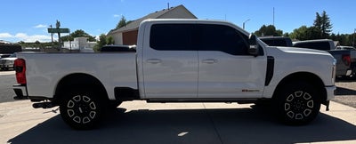 2025 Ford Super Duty F-350 SRW Platinum