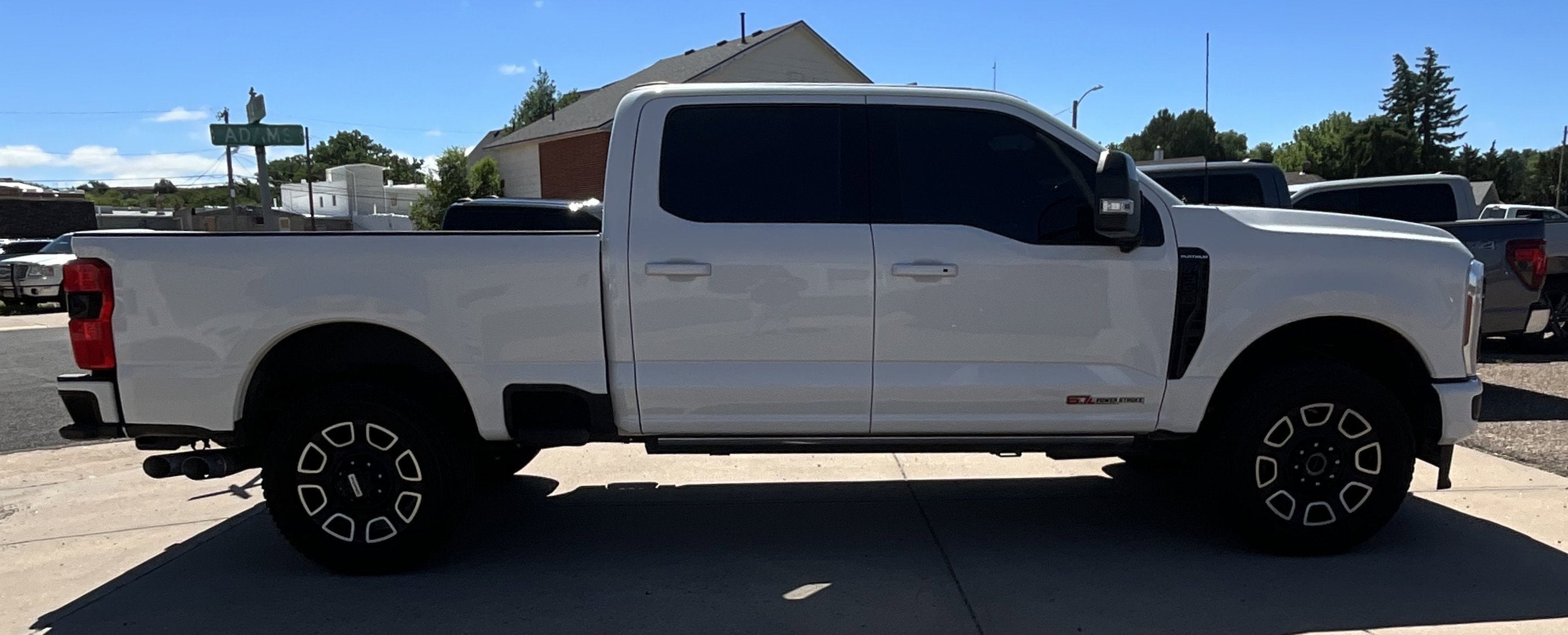 2025 Ford Super Duty F-350 SRW Platinum