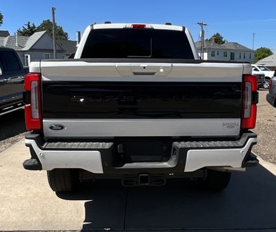2025 Ford Super Duty F-350 SRW Platinum
