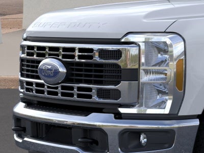 2026 Ford Super Duty F-350 SRW XLT