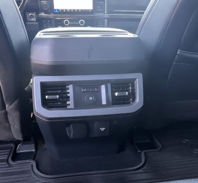 2023 Ford Super Duty F-350 SRW LARIAT