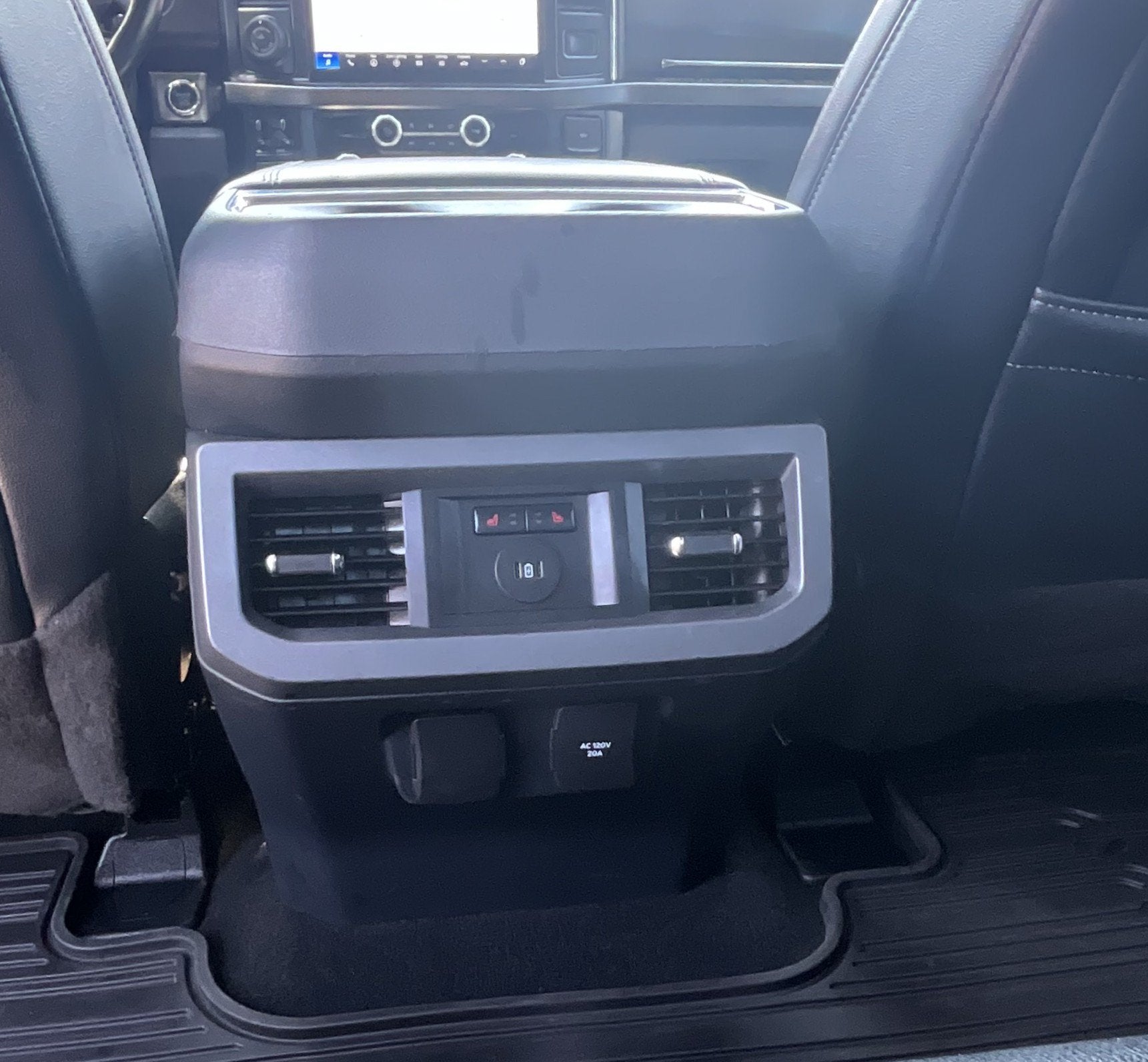 2023 Ford Super Duty F-350 SRW LARIAT