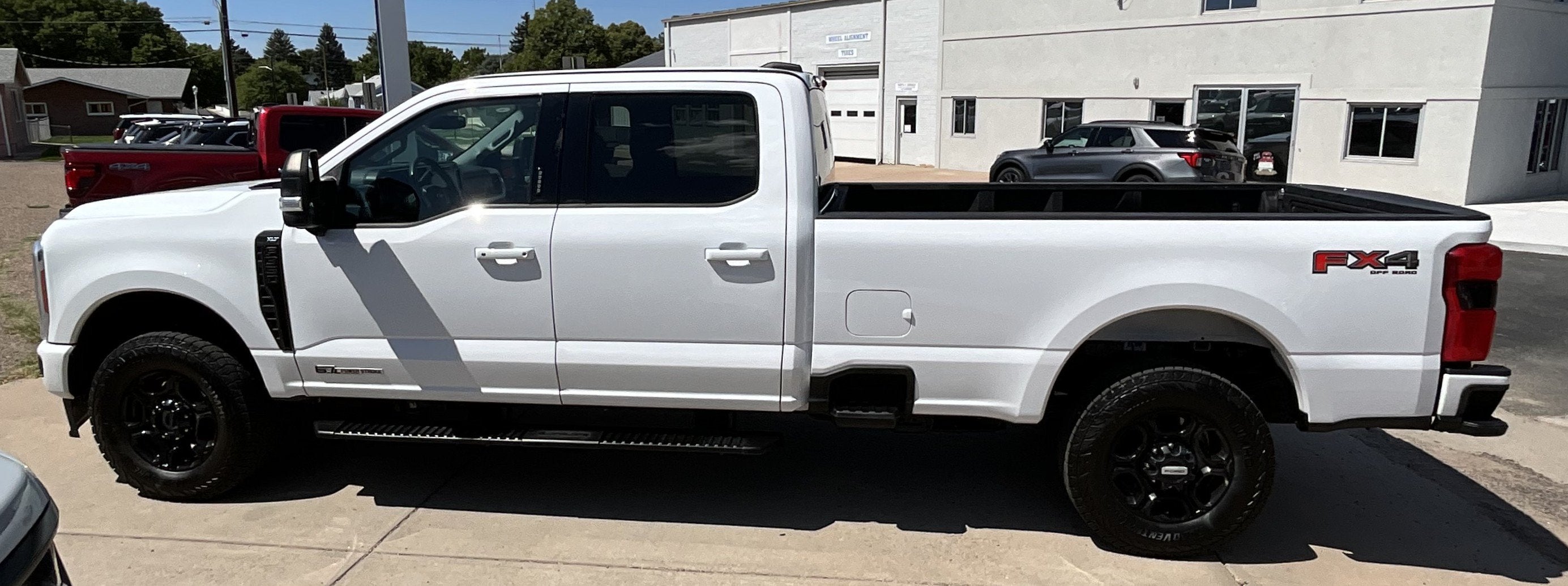 2023 Ford Super Duty F-350 SRW XLT