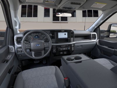 2026 Ford Super Duty F-350 DRW XL