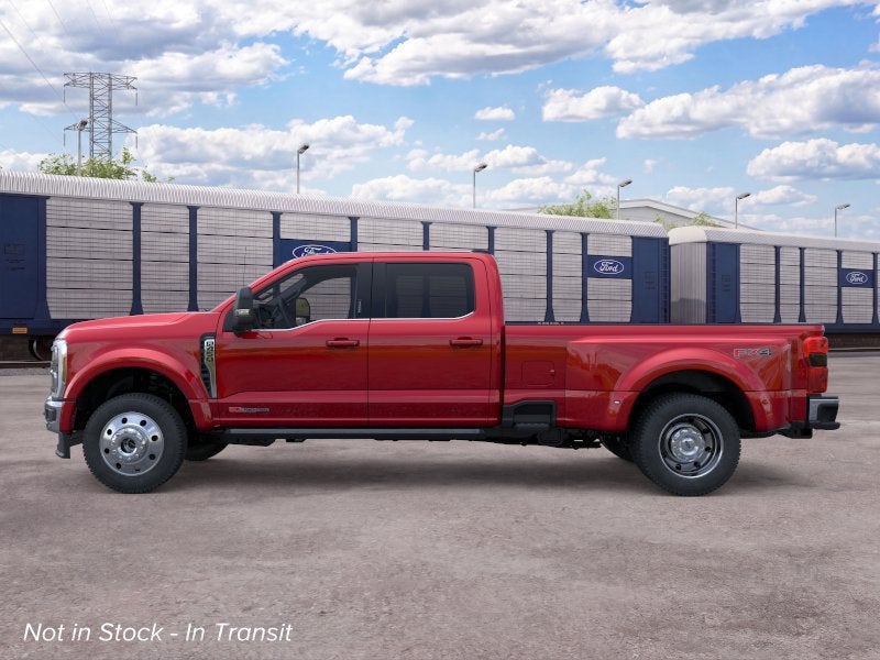 2026 Ford Super Duty F-450 DRW LARIAT