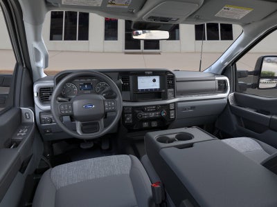 2026 Ford Super Duty F-350 SRW XLT