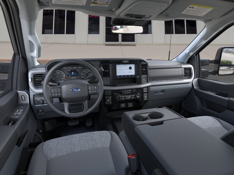 2026 Ford Super Duty F-350 SRW XLT