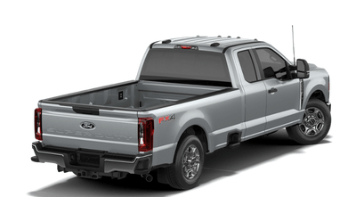 2027 Ford Super Duty F-350 SRW XLT