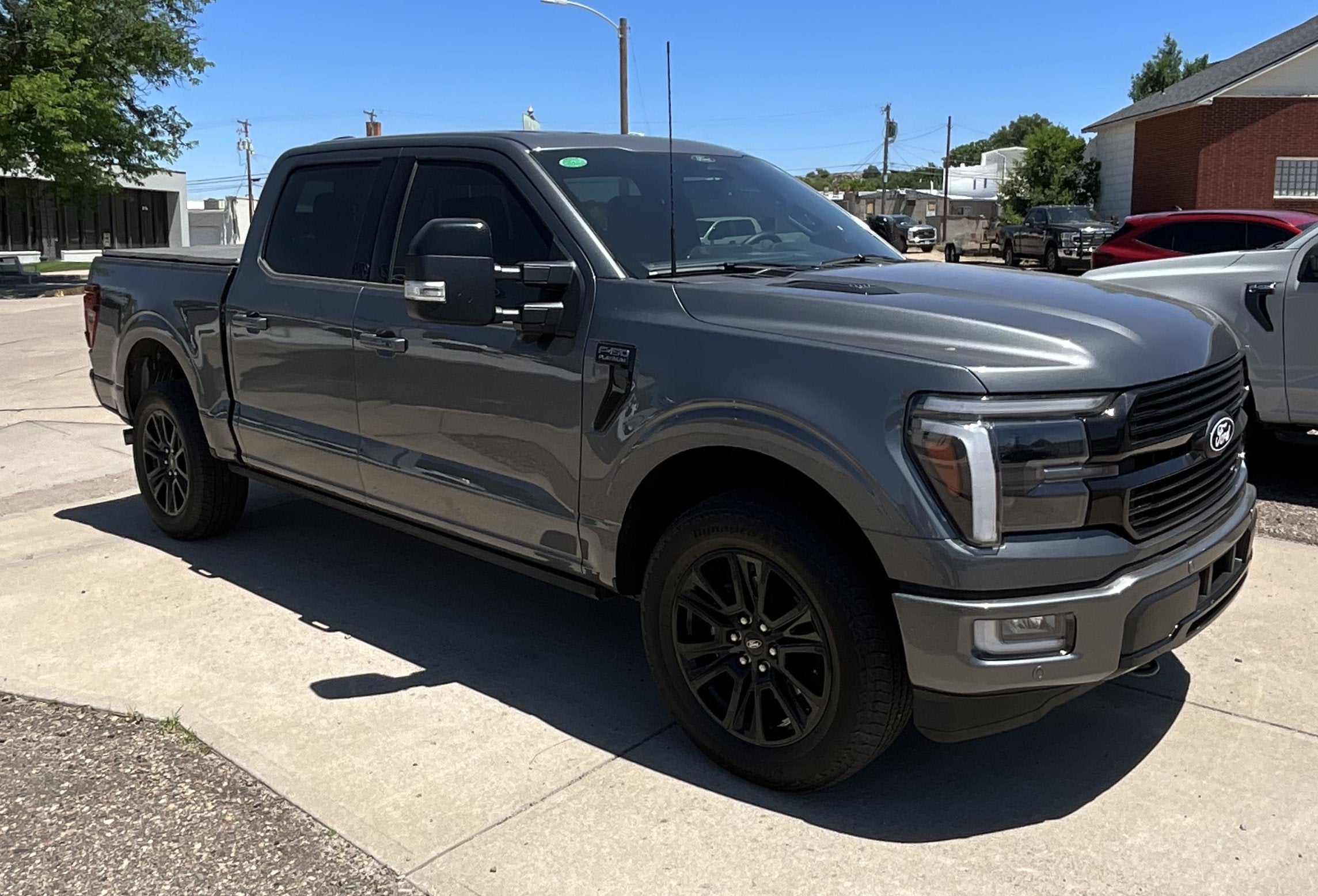 2025 Ford F-150 Platinum