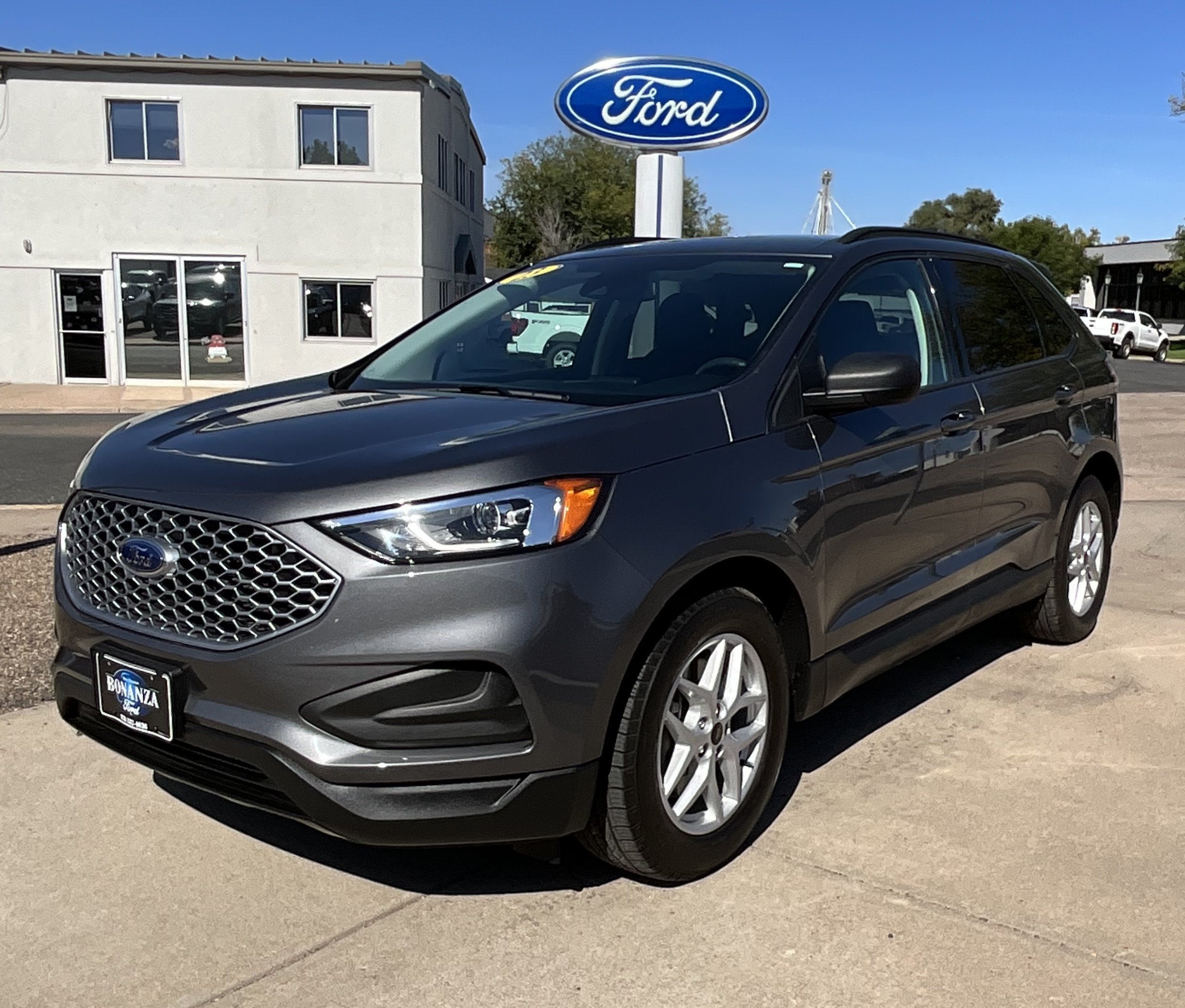 2023 Ford Edge SE