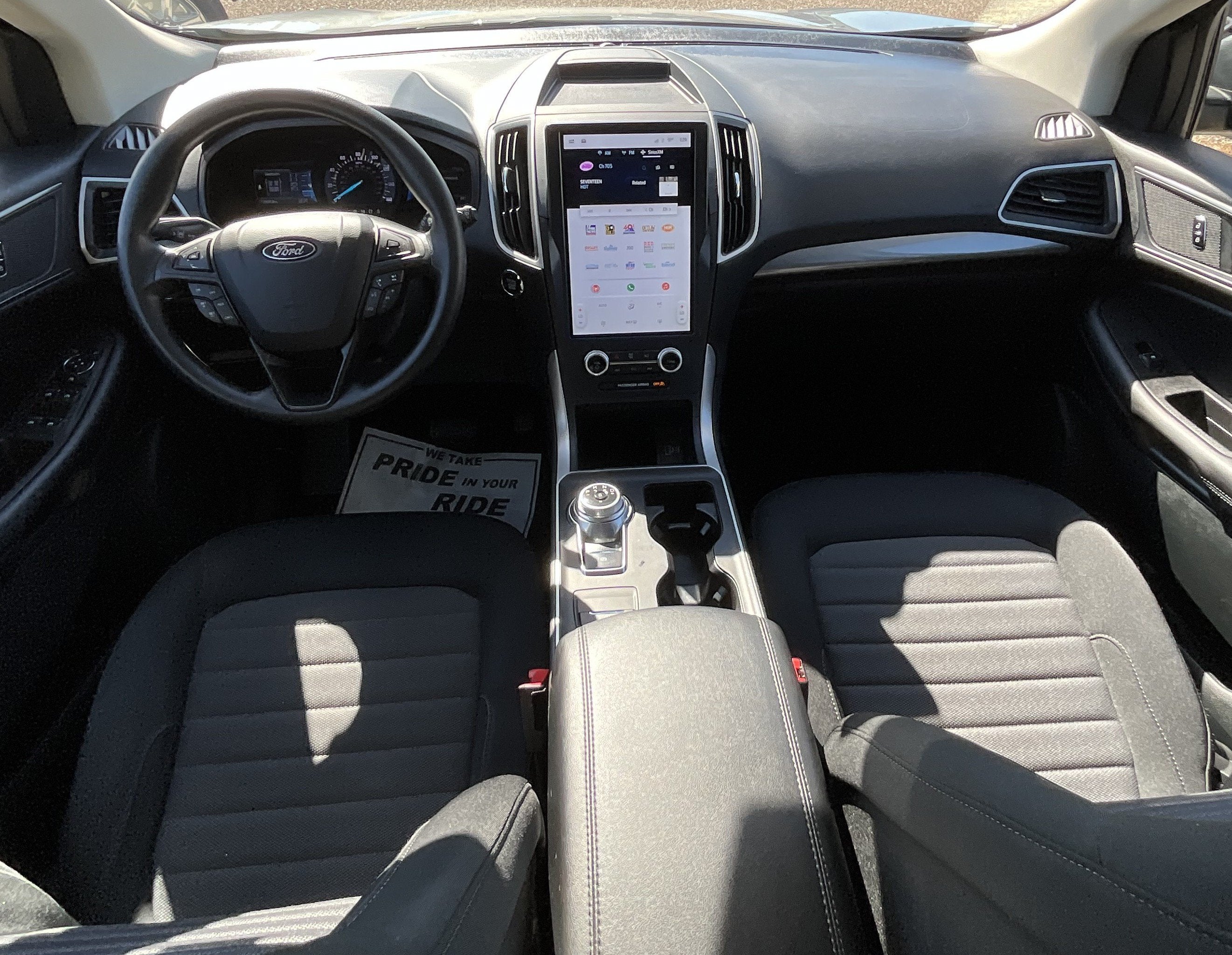 2023 Ford Edge SE