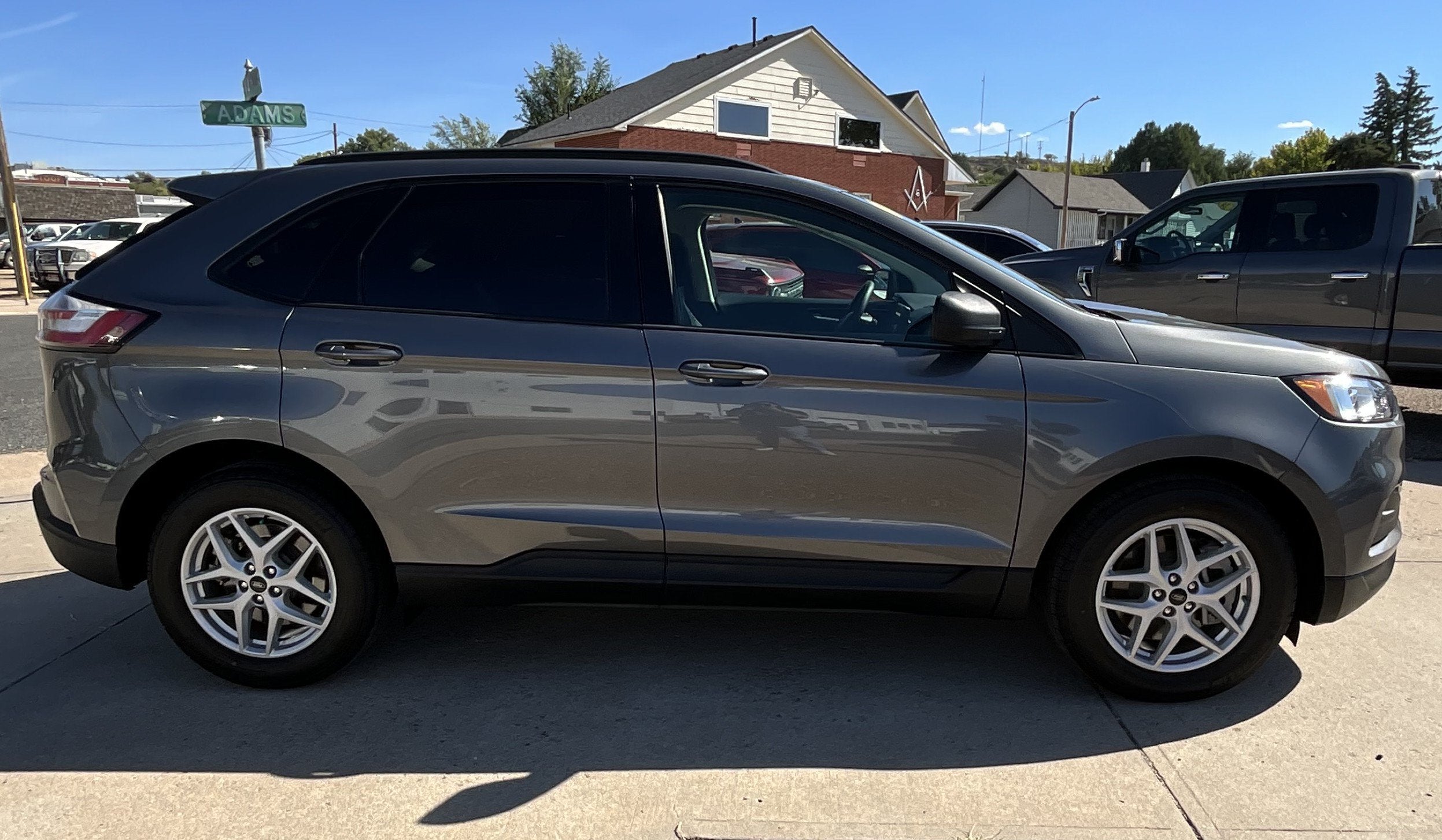 2023 Ford Edge SE