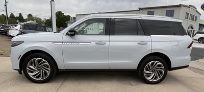 2025 Lincoln Navigator Reserve