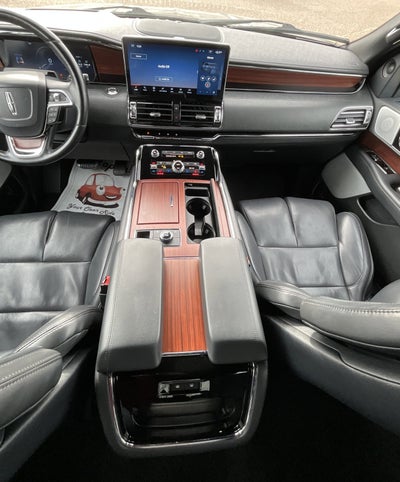 2023 Lincoln Navigator Reserve