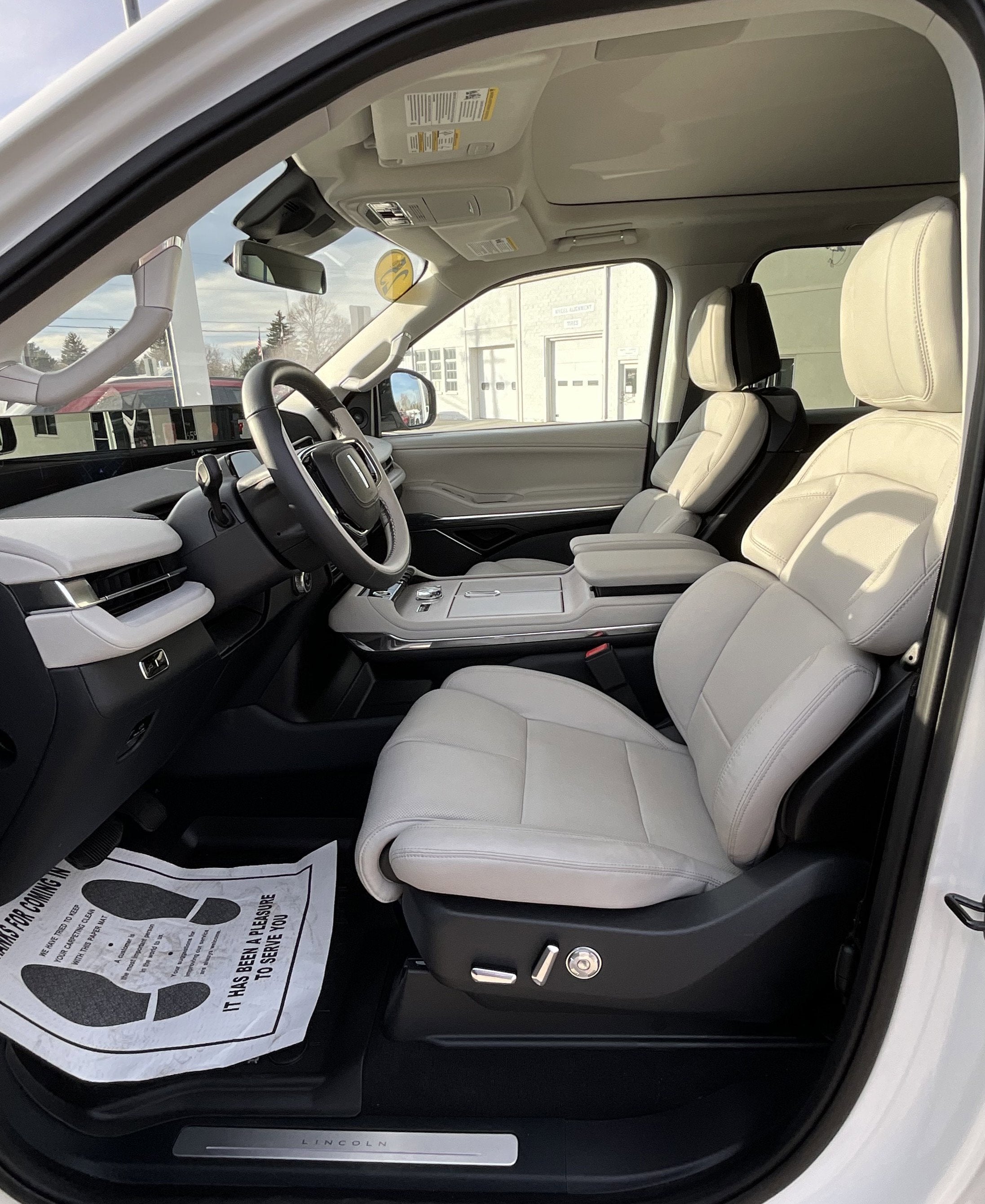 2025 Lincoln Navigator L Reserve