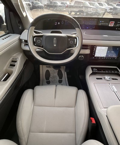 2025 Lincoln Navigator L Reserve