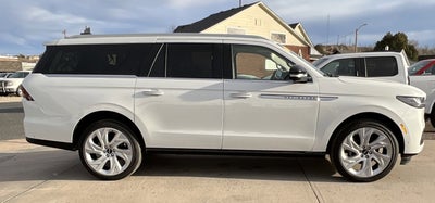 2025 Lincoln Navigator L Reserve